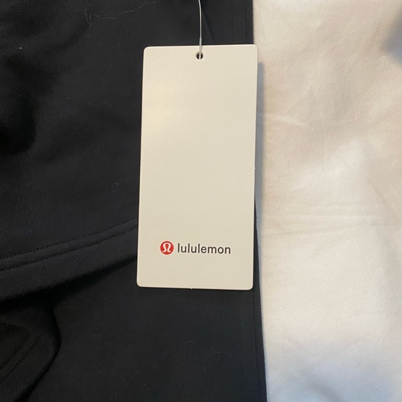 All yours cropped hoodie - Picture 4 of 6